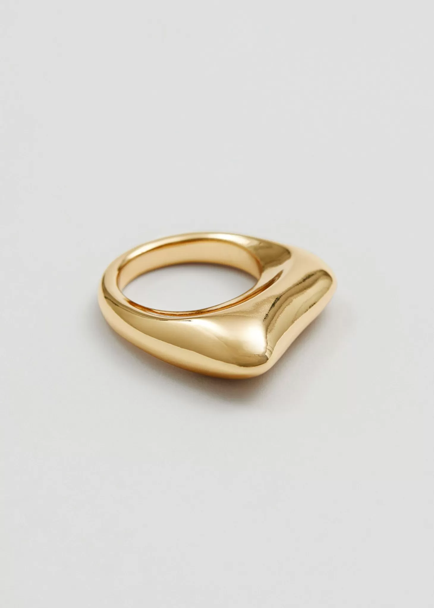 Outlet & Other Stories Chunky Asymmetrisk Ring Guld