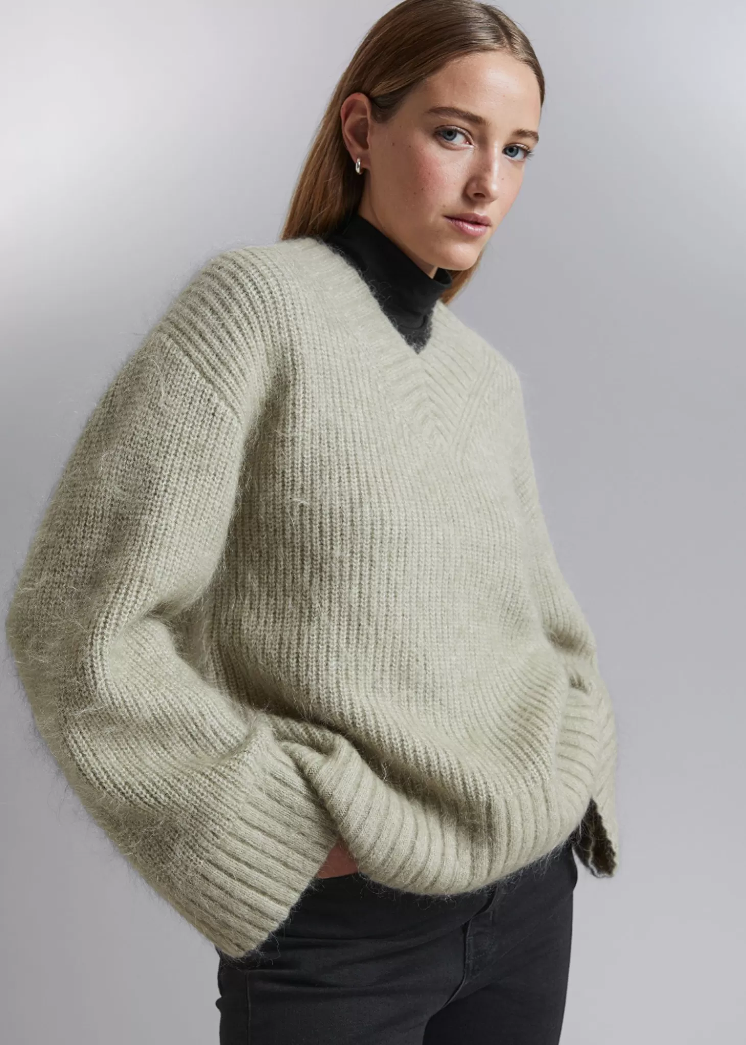 Cheap & Other Stories Fuzzy Knit Jumper Kaki