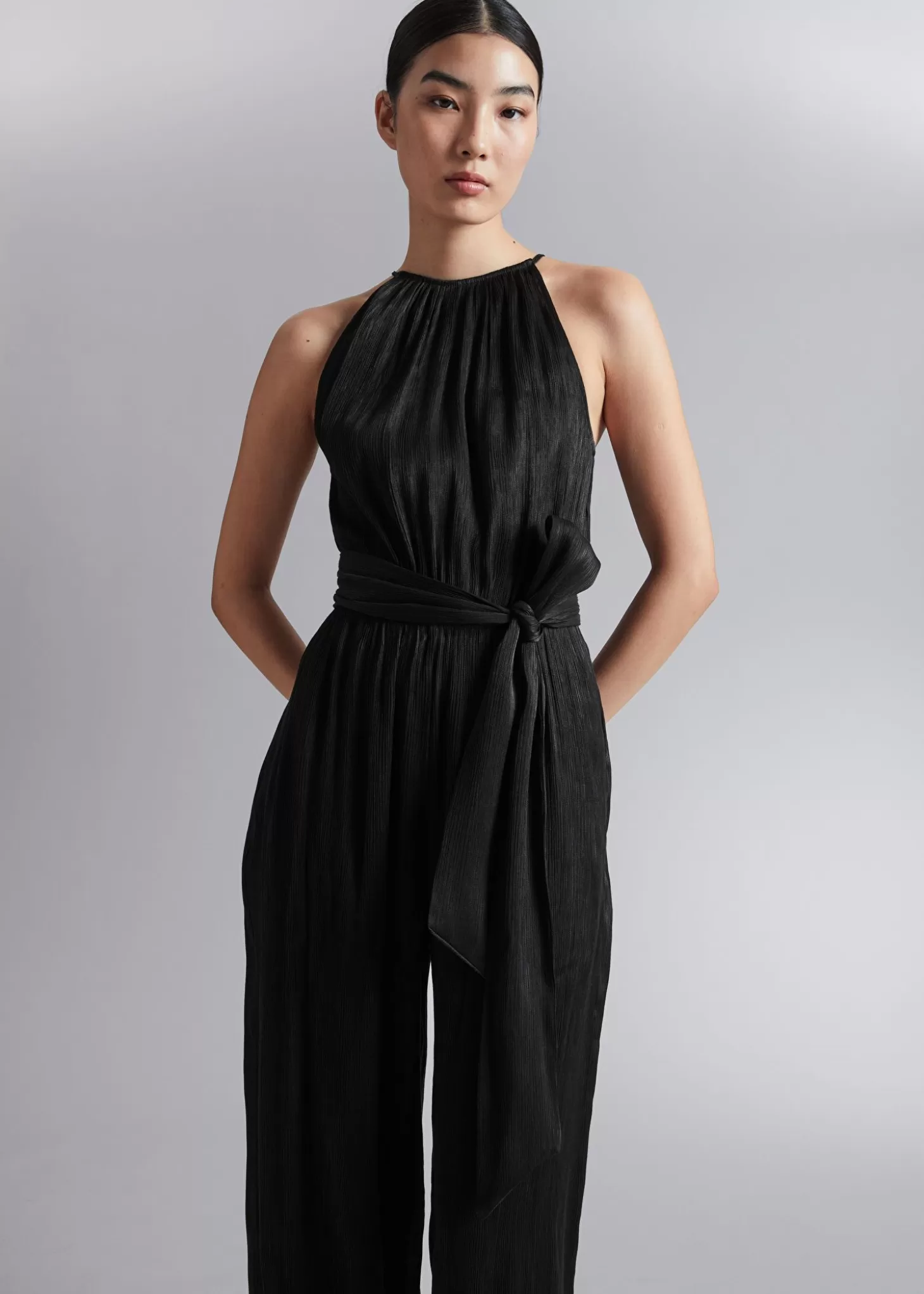 Cheap & Other Stories Halterneck Jumpsuit Med Baelte Sort