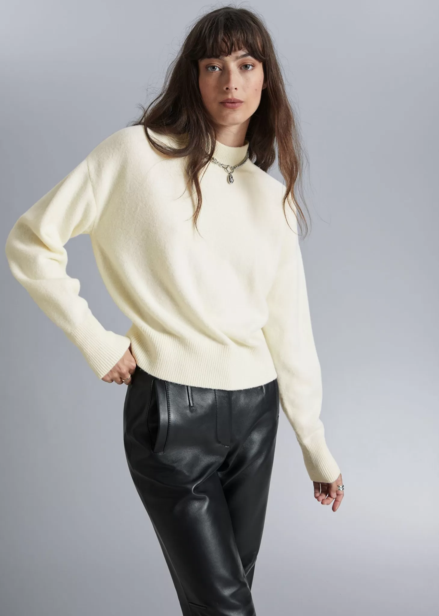 Clearance & Other Stories Mock-Neck Sweater Flode