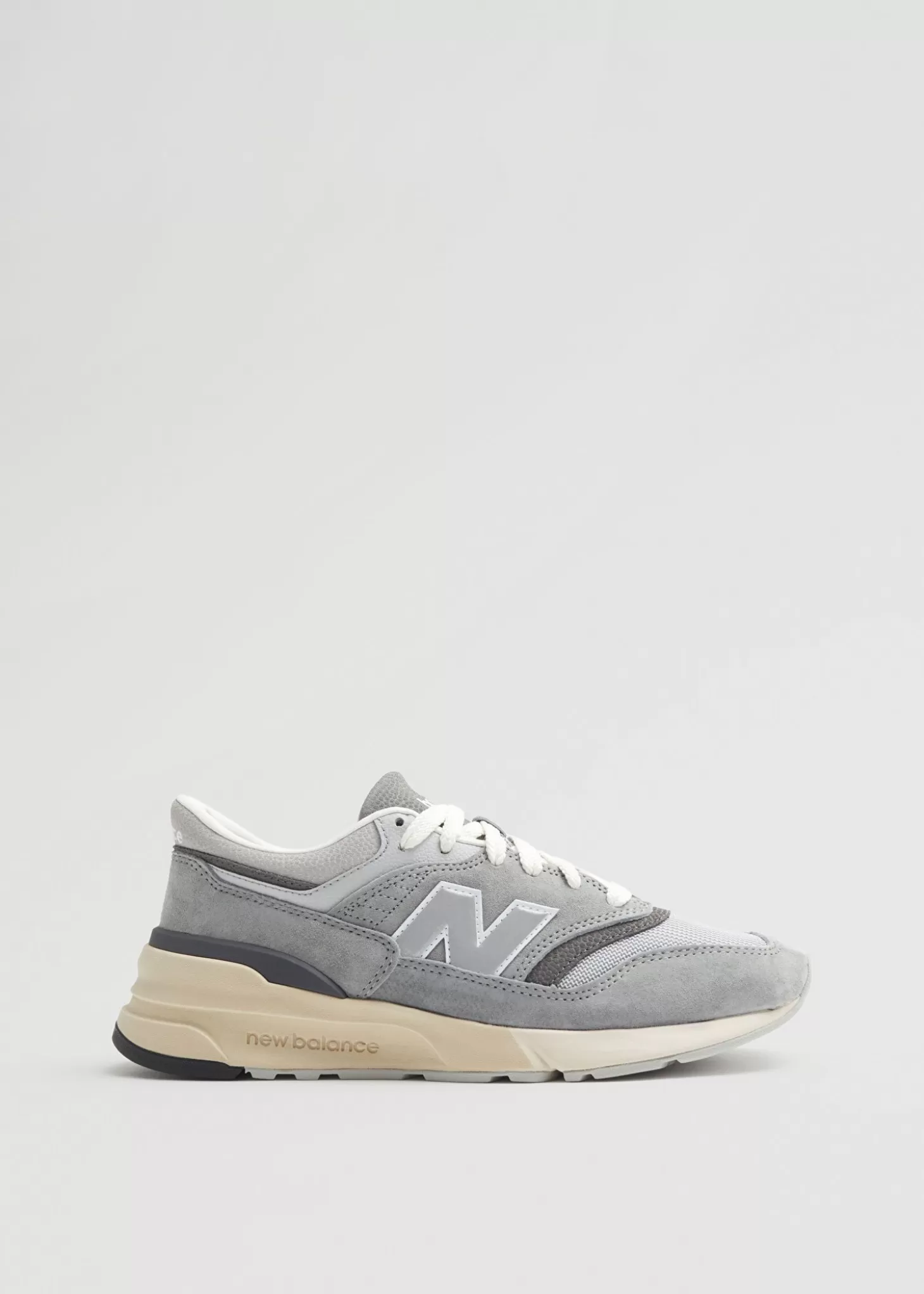 Flash Sale & Other Stories New Balance 997R Sneakers Gra