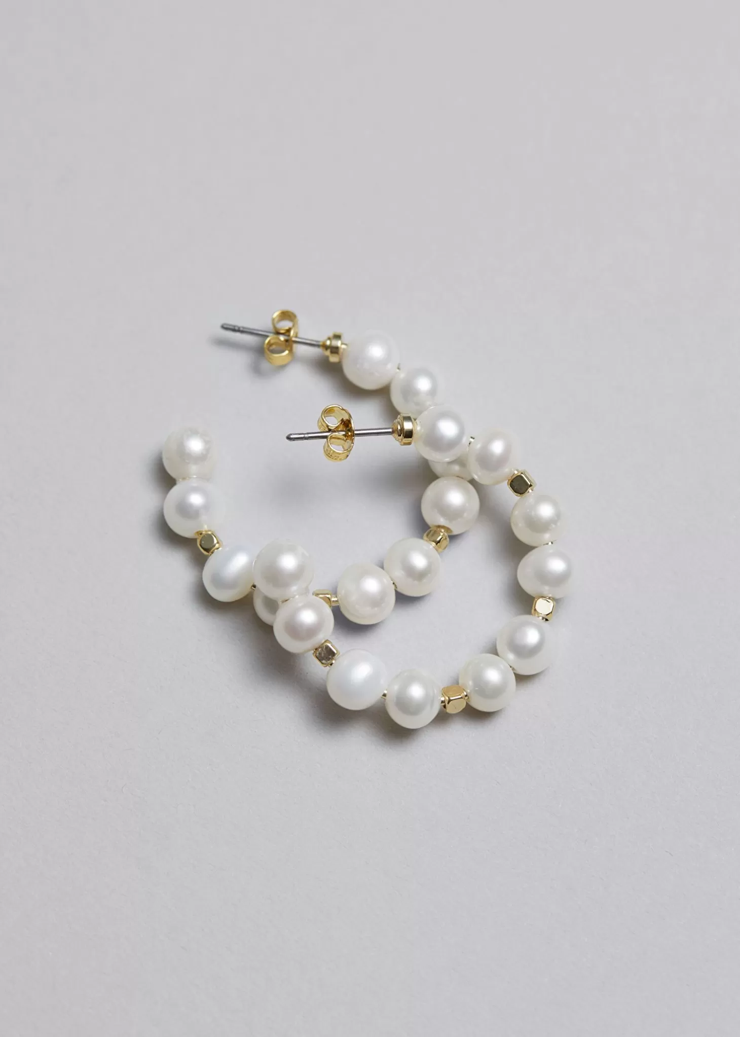 Sale & Other Stories Pearl Hoop Oreringe Perle