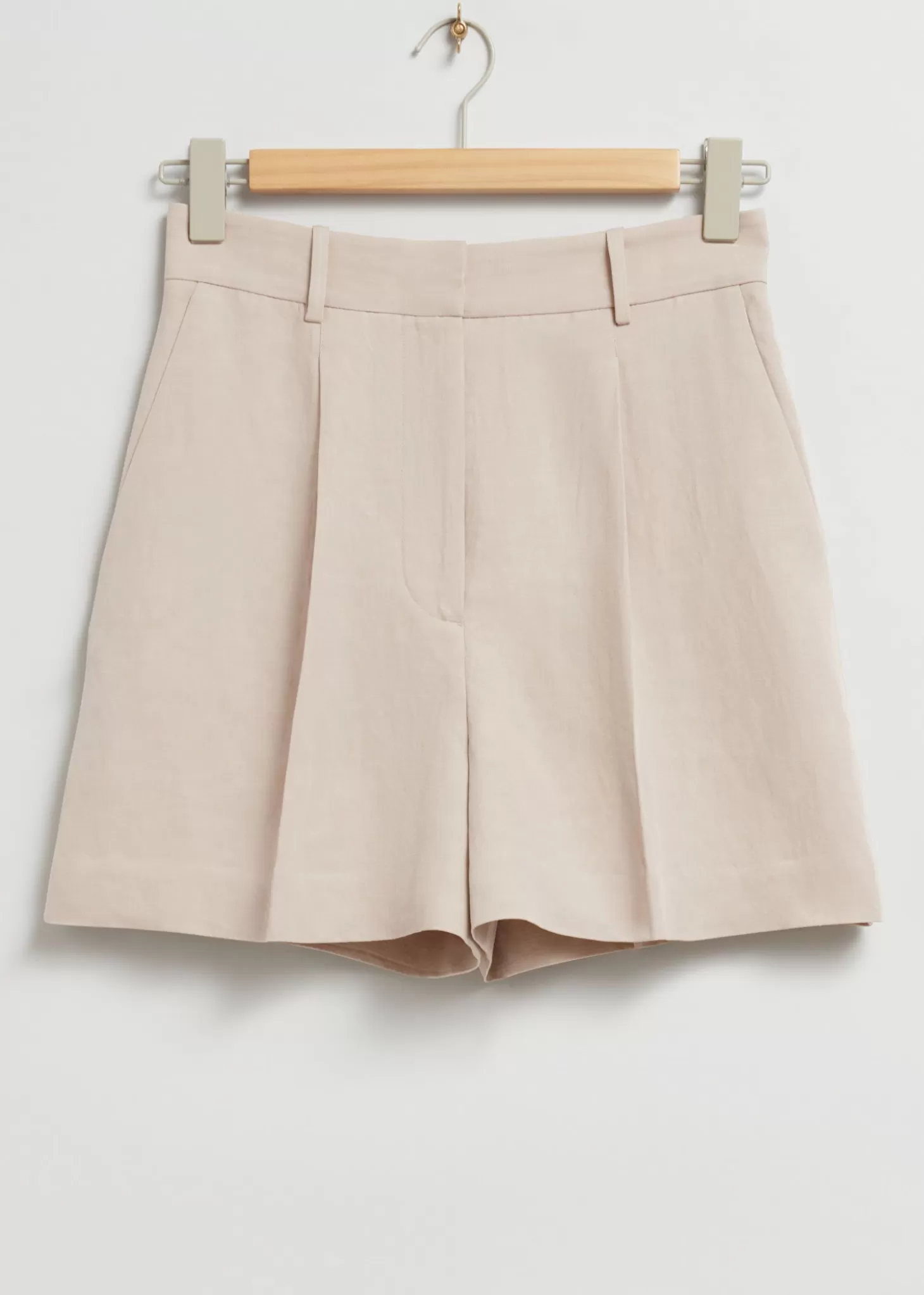 Hot & Other Stories Plisserede Silkeshorts Stovet Beige