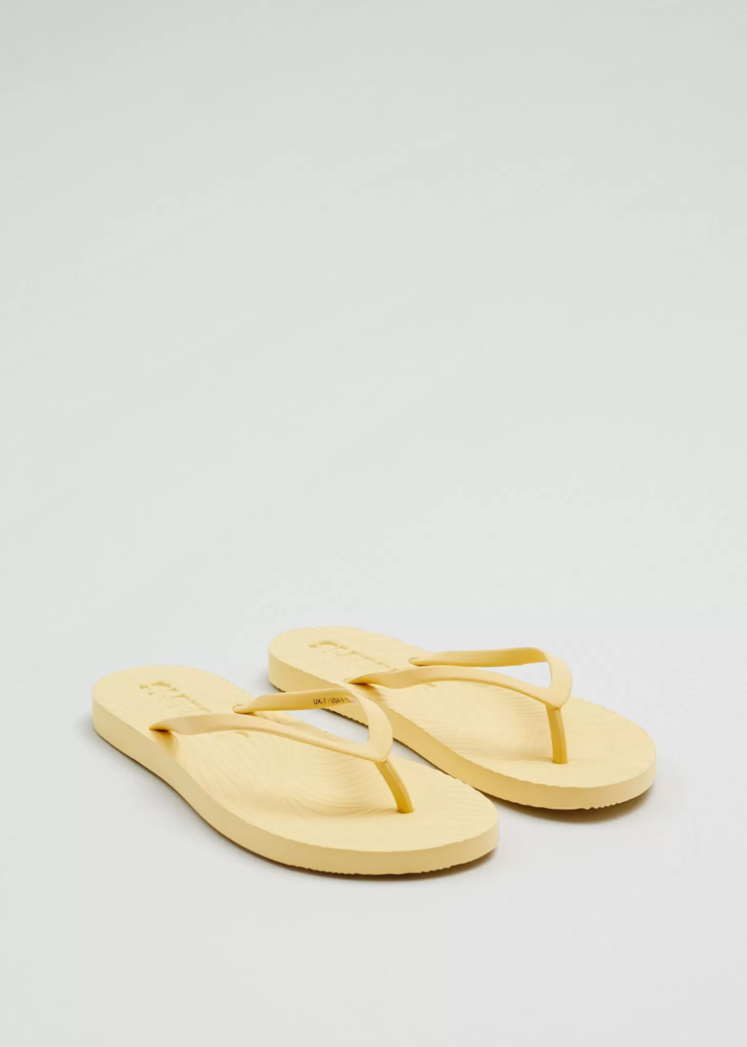 Hot & Other Stories Sleepers Slim Flip Flops Citron