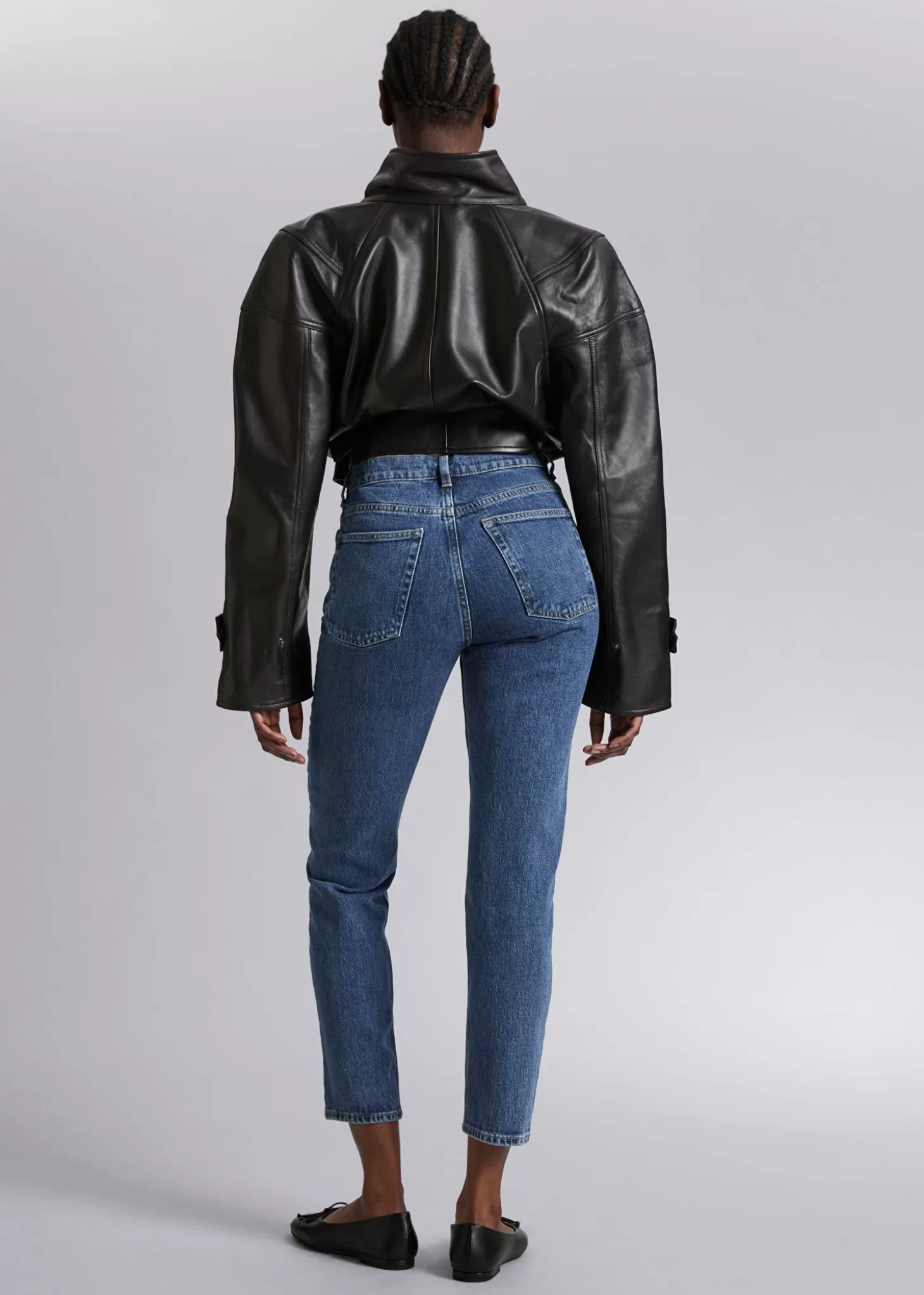 Sale & Other Stories Tilspidsede Jeans Mellem Bla