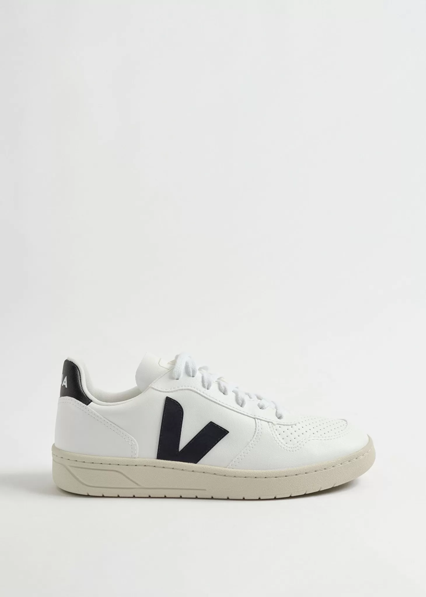 Online & Other Stories Veja V-10 Veganske Sneakers Hvid